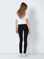 Noisy May NMJEN NORMAL WAIST SKINNY FIT JEANS