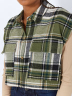 Noisy May CROPPED SLEEVELESS SHIRT