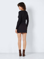 Noisy May CUT-OUT LONG SLEEVED TOP