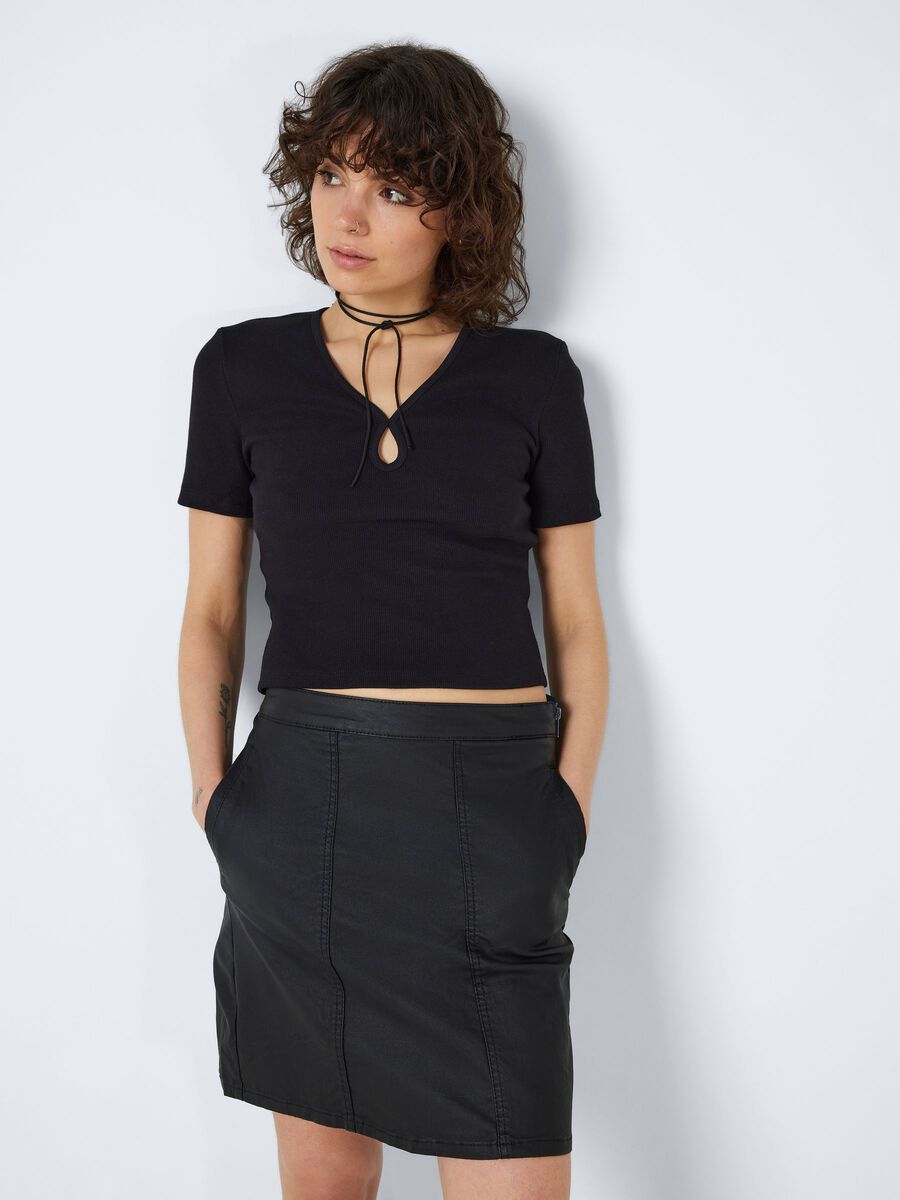 Noisy May CUT OUT TOP