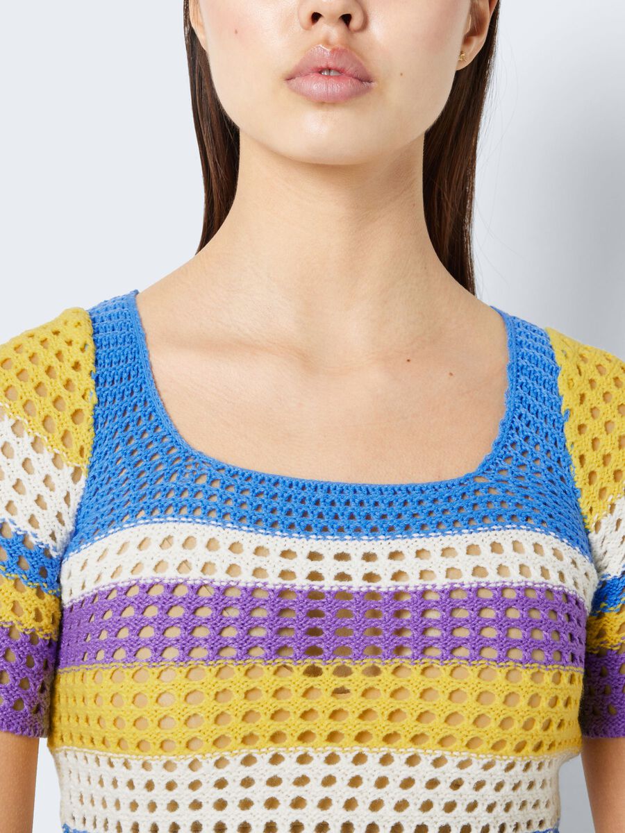 Noisy May CROCHET-LIKE TOP