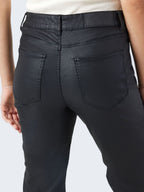 Noisy May NMMONI CROPPED COATED STRAIGHT FIT JEANS