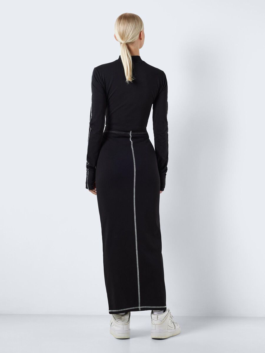Noisy May LONG SLEEVED CROPPED TOP