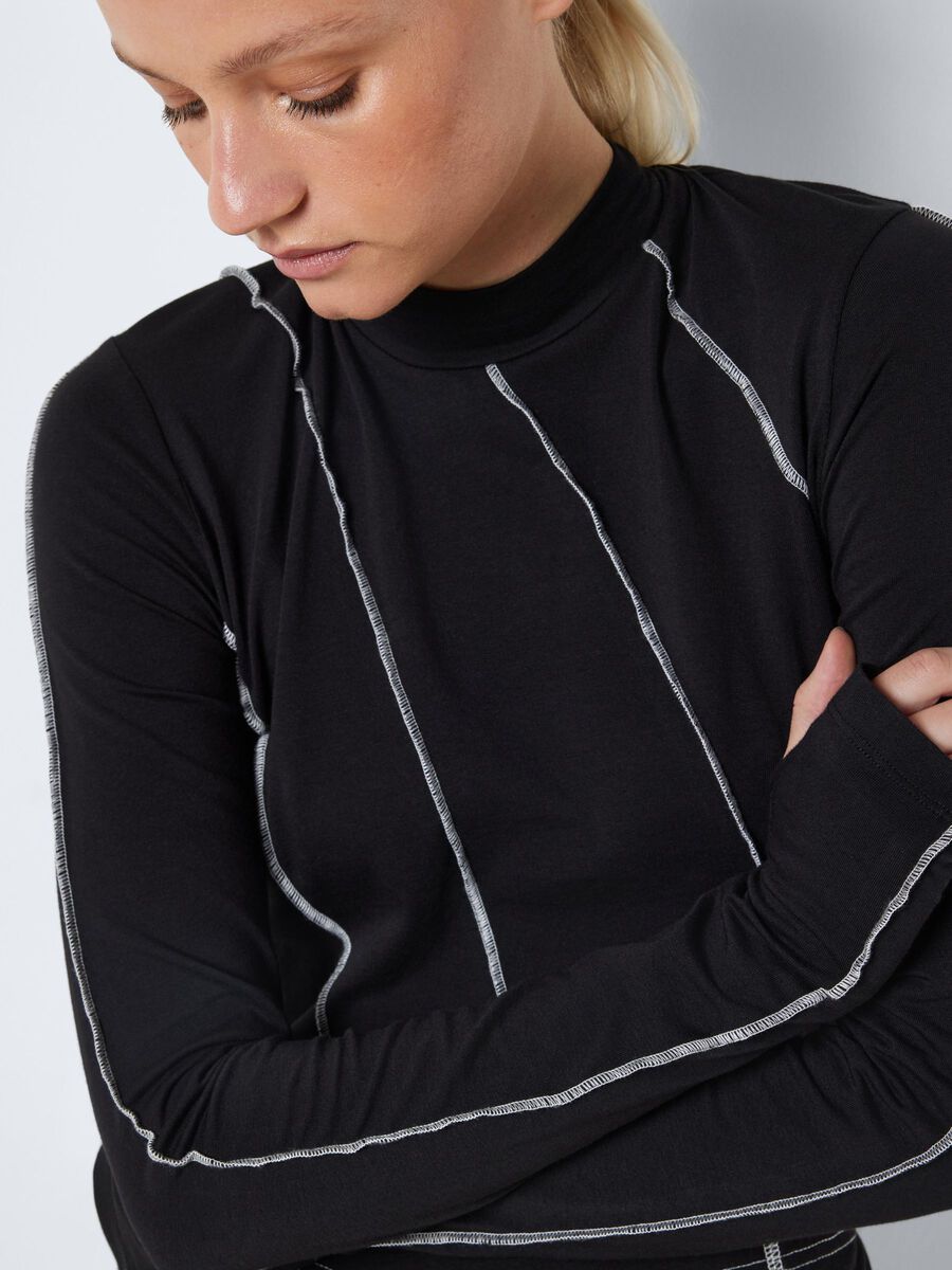 Noisy May LONG SLEEVED CROPPED TOP