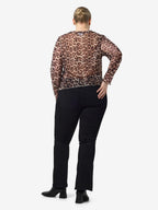 Noisy May CURVE MESH TOP