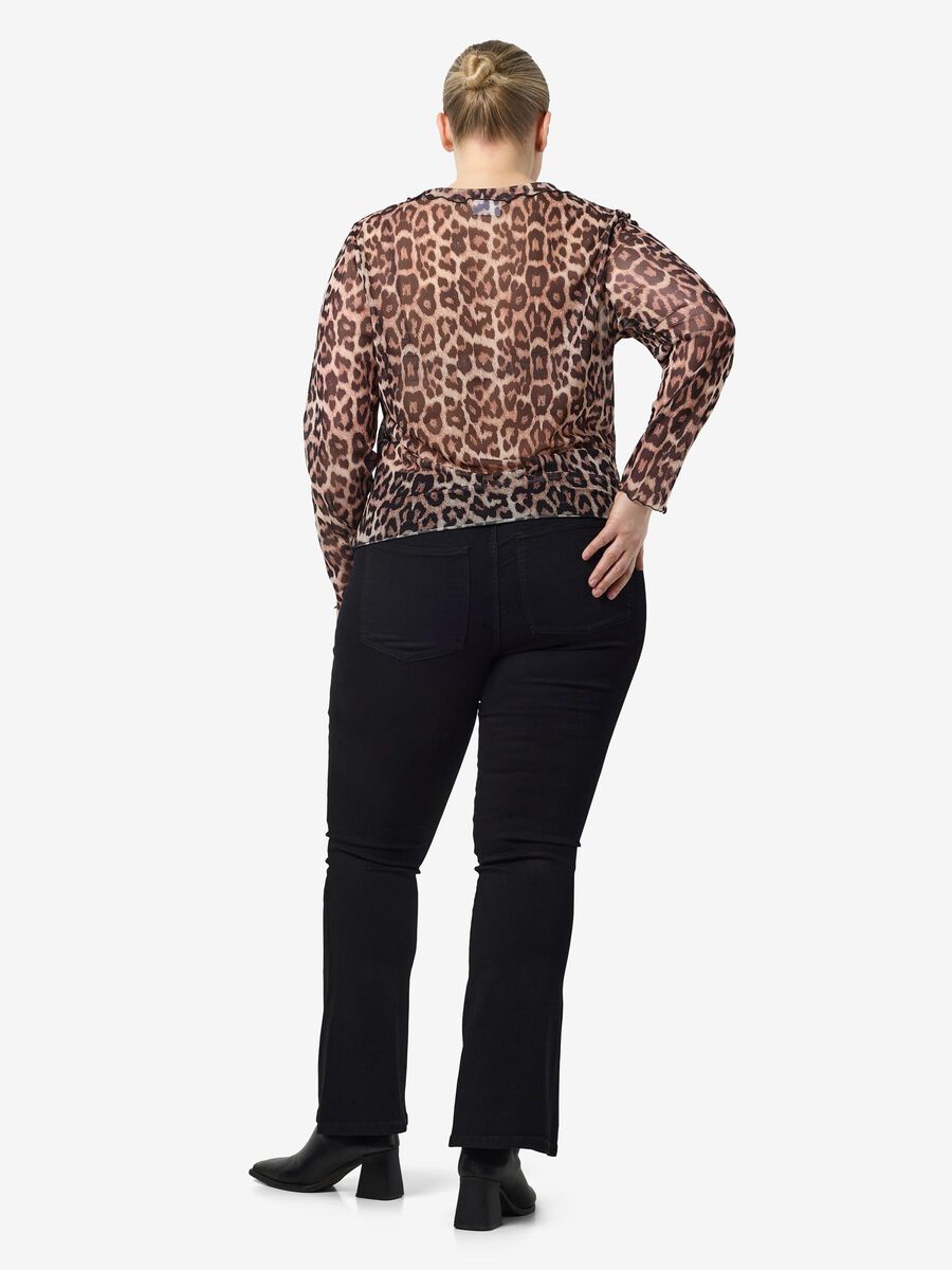 Noisy May CURVE MESH TOP