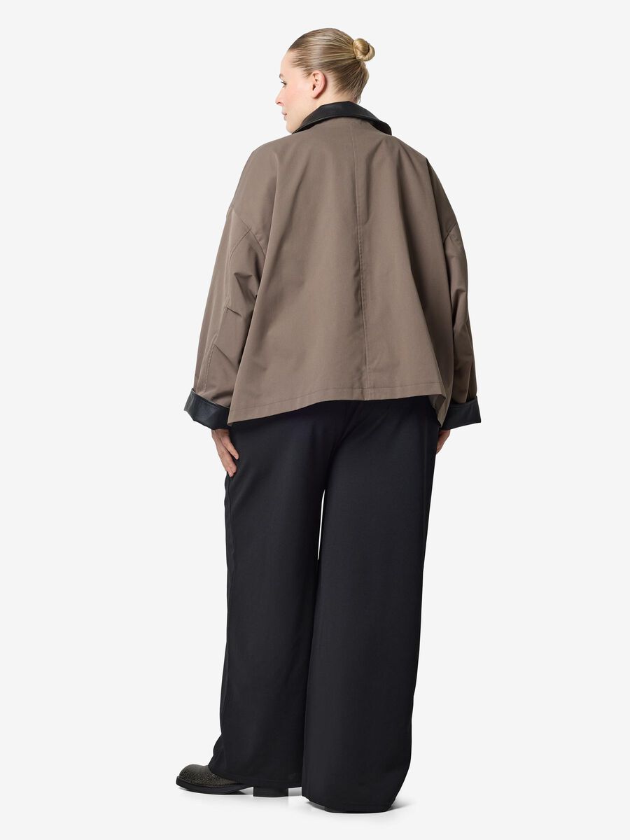 Noisy May CURVE STATEMENT JACKET